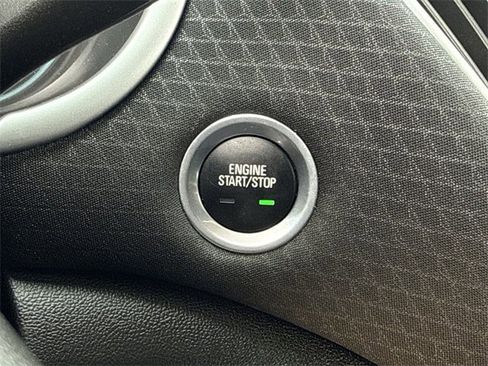 Used 2023 Chevrolet Malibu LT image 24