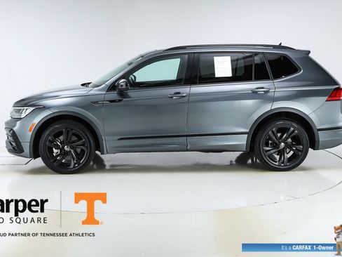 Used 2024 Volkswagen Tiguan SE R-Line FWD image 2