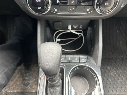 Used 2023 Chevrolet TrailBlazer LT w/ Convenience Package image 13