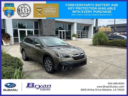 Used 2021 Subaru Outback Premium AWD/4WD image 1