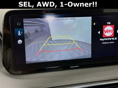 Used 2023 Hyundai Santa Fe SEL image 15
