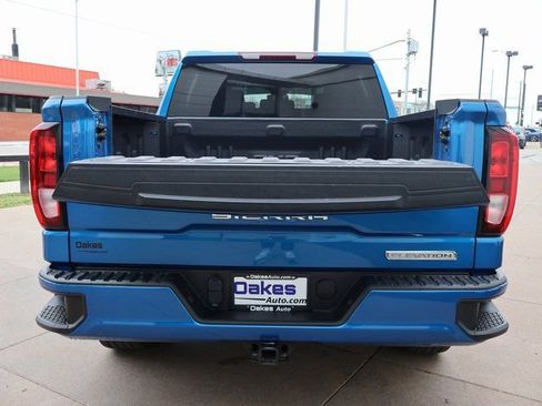 Certified 2022 GMC Sierra 1500 Elevation image 17