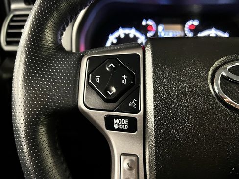 Used 2023 Toyota 4Runner SR5 Premium image 17