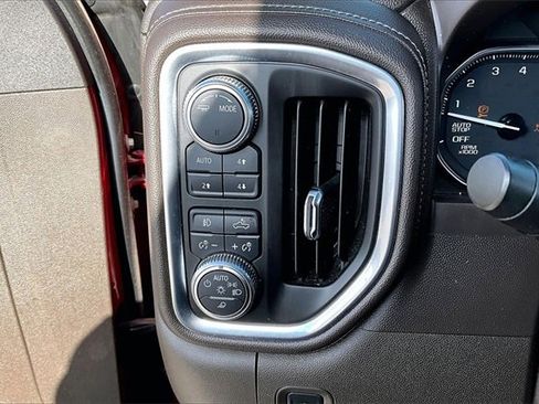 Used 2020 GMC Sierra 1500 SLT image 16