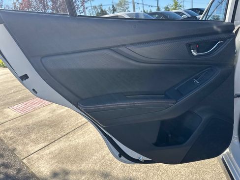 Used 2019 Subaru Crosstrek 2.0i Limited w/ Moonroof Package w/Navigation AWD/4WD image 13
