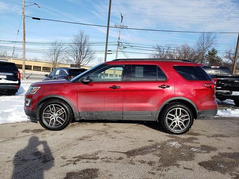 Certified 2017 Ford Explorer Sport image 8