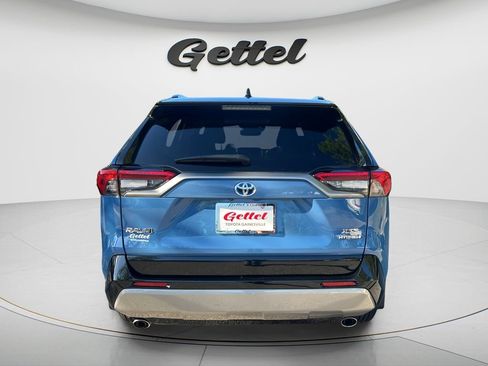 Used 2024 Toyota RAV4 XSE w/ Weather Package AWD/4WD image 6