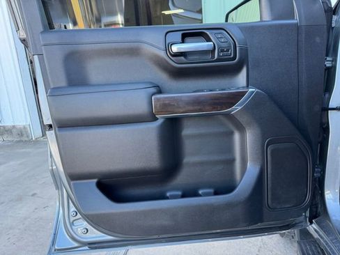 Used 2021 GMC Sierra 1500 SLT image 4