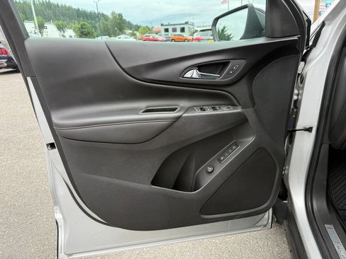 Used 2021 Chevrolet Equinox Premier AWD/4WD image 19
