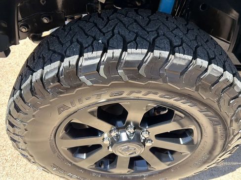 Used 2020 RAM 2500 Laramie w/ Night Edition AWD/4WD image 21