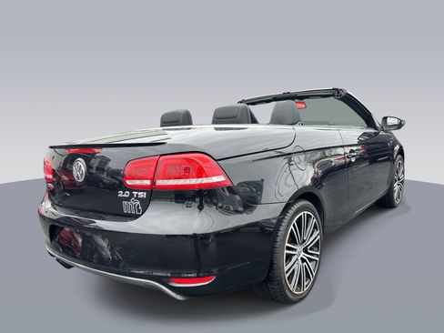 Used 2013 Volkswagen Eos image 3