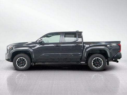 Used 2024 Toyota Tacoma TRD Off-Road w/ TRD Off Road Premium Package AWD/4WD image 2