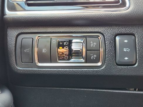 Used 2023 Lincoln Navigator L Reserve AWD/4WD image 22