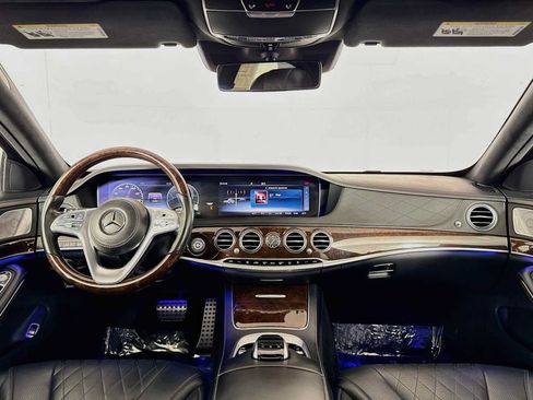 Used 2018 Mercedes-Benz S 560 4MATIC Sedan image 23