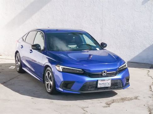 Used 2024 Honda Civic Sport image 3
