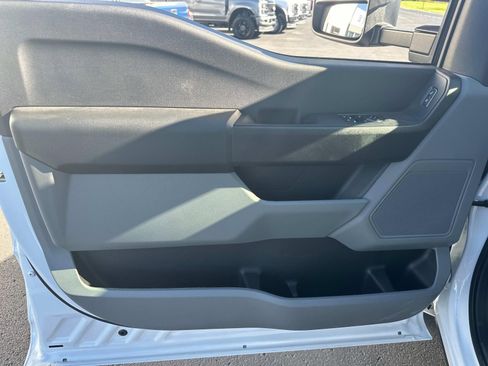 New 2024 Ford F350 XL w/ XL Chrome Package image 17