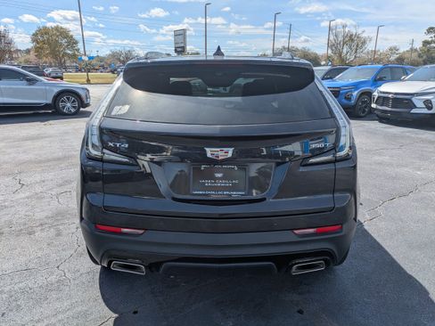 Used 2023 Cadillac XT4 Sport w/ Cold Weather Package image 26
