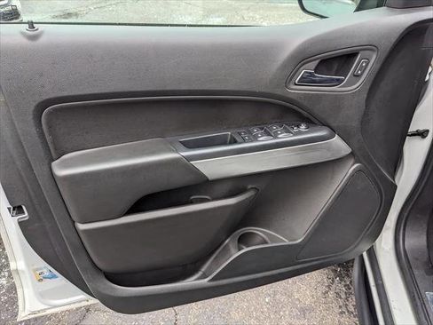 Used 2019 Chevrolet Colorado ZR2 w/ ZR2 Dusk Special Edition image 10