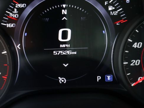 Used 2021 Chevrolet Camaro SS RWD image 27