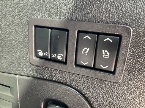 Used 2019 Chevrolet Tahoe Premier image 31