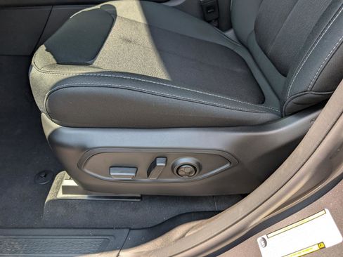 New 2025 Jeep Grand Cherokee Laredo X w/ Luxury Tech Group I image 20