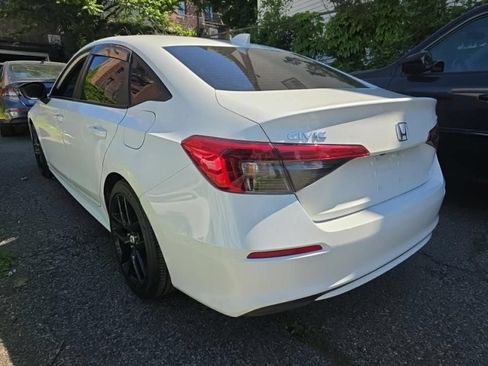 Used 2024 Honda Civic Sport image 8