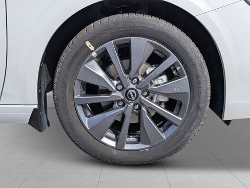 New 2026 Nissan Sentra SL w/ Floor Mat Package FWD image 8