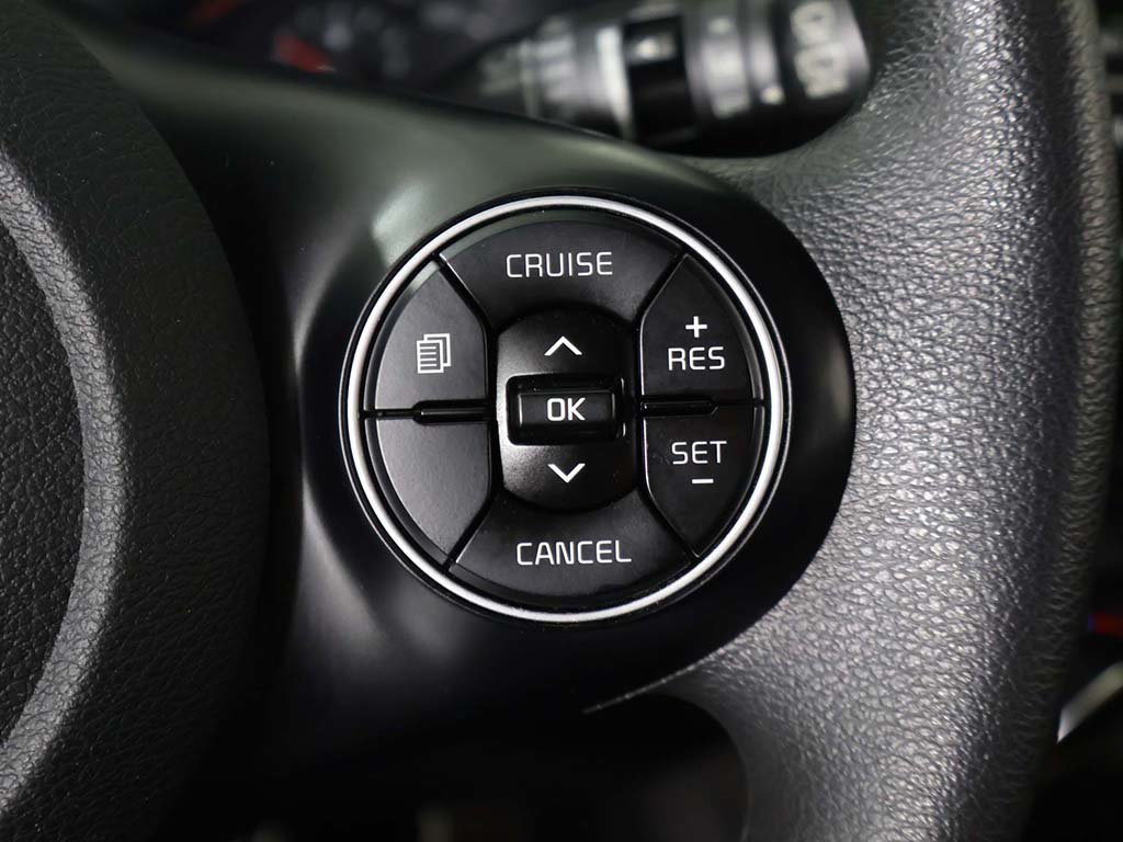 Used 2020 Kia Soul LX FWD image 36