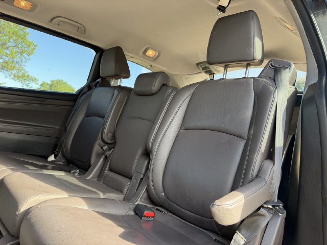 Used 2019 Honda Odyssey EX-L image 16
