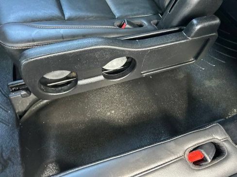 Used 2019 Toyota Highlander XLE FWD image 46