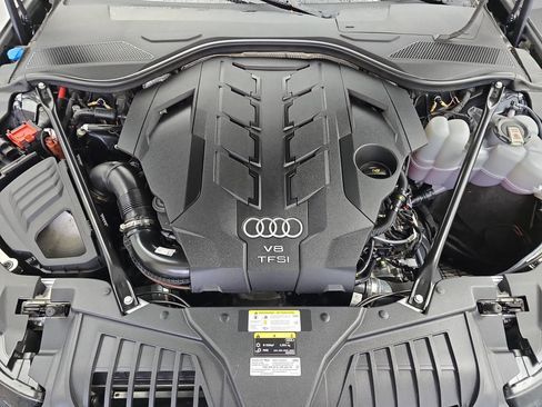 Used 2021 Audi A8 L 4.0T image 30