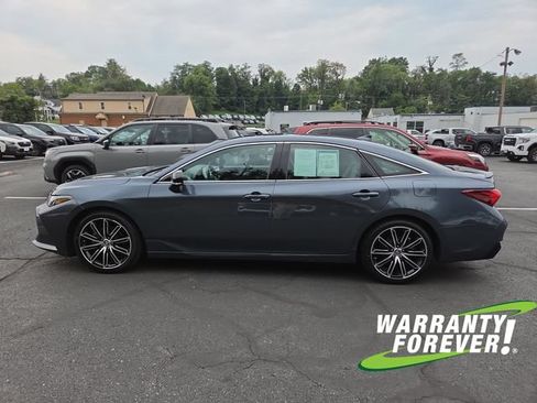 Used 2019 Toyota Avalon XSE w/ All Weather Liner Package FWD image 4