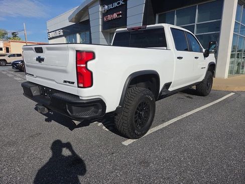 Certified 2025 Chevrolet Silverado 2500 ZR2 w/ Technology Package AWD/4WD image 8
