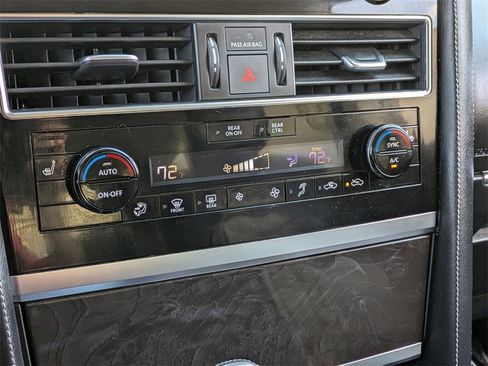 Used 2024 INFINITI QX80 Luxe image 17