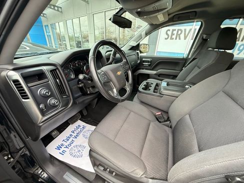 Used 2018 Chevrolet Silverado 1500 LT w/ LPO, Black Pack image 14