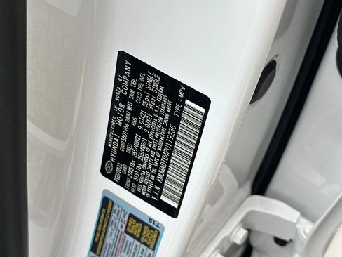 Used 2023 Genesis GV70 2.5T Sport Prestige w/ Sport Prestige Package image 31