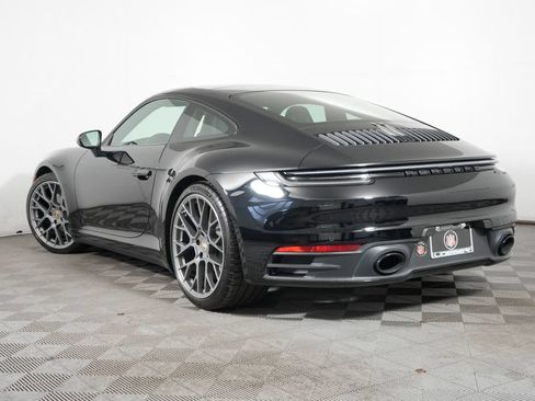 Certified 2024 Porsche 911 Carrera 4 AWD/4WD image 3