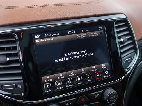 Used 2021 Jeep Grand Cherokee Overland image 18