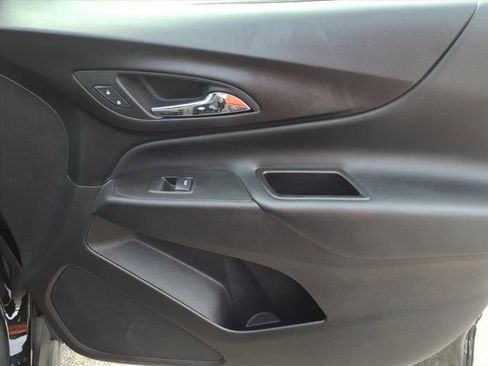 Used 2024 Chevrolet Equinox LT image 24