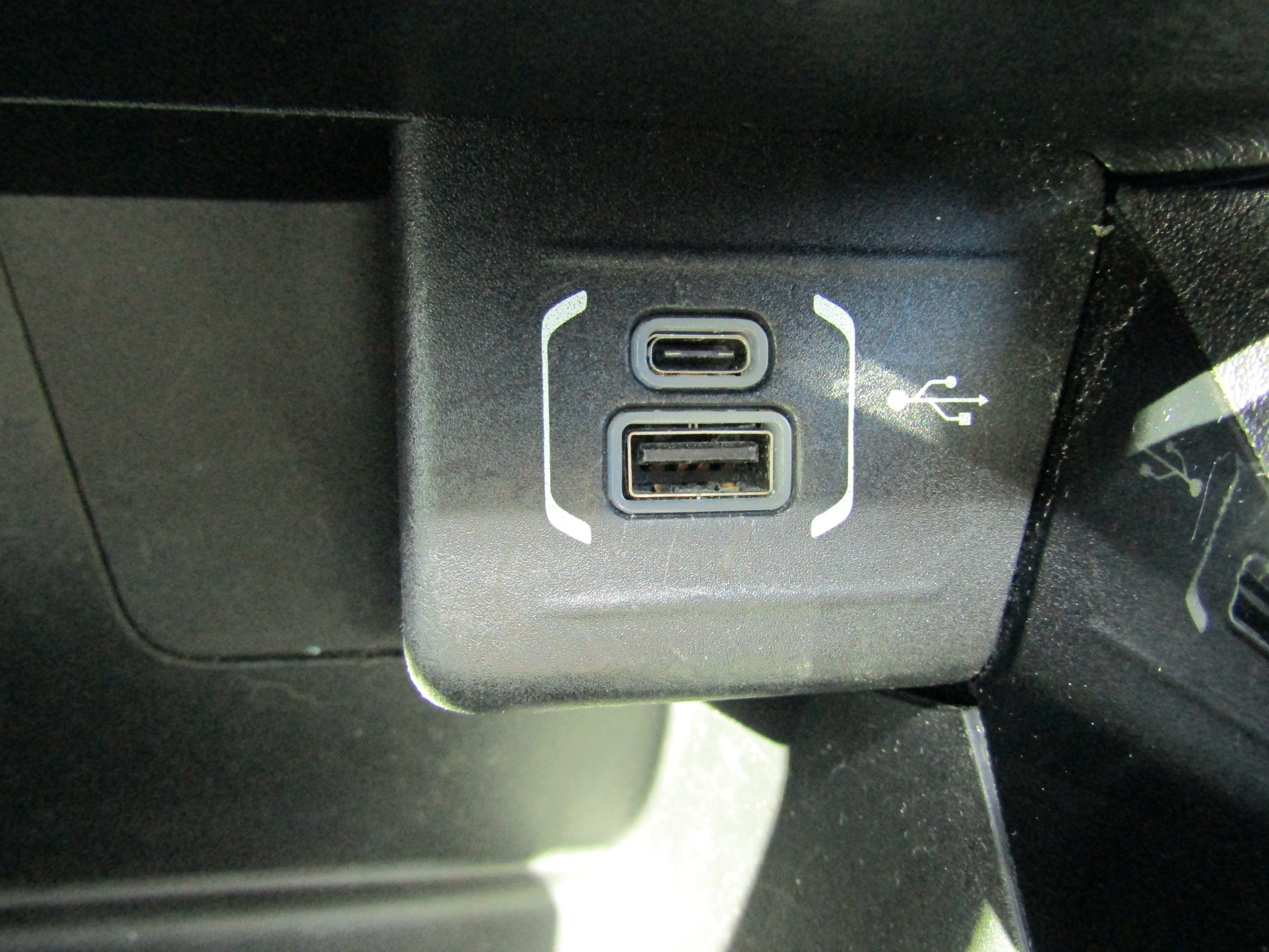 Used 2025 Jeep Compass Limited AWD/4WD image 32
