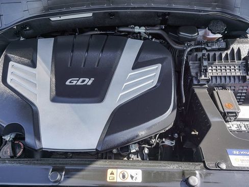 Used 2018 Hyundai Santa Fe Limited FWD image 25