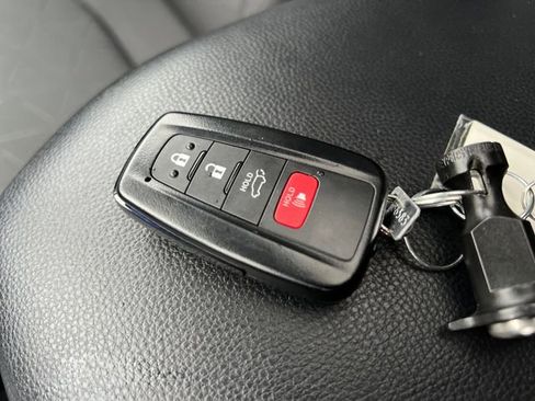 Used 2023 Toyota RAV4 XLE image 29