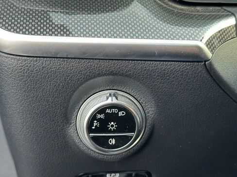 Used 2024 Mercedes-Benz C 300 4MATIC Sedan image 22