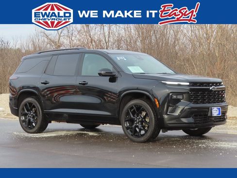 Certified 2024 Chevrolet Traverse RS image 1