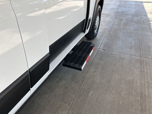 Used 2024 RAM ProMaster 3500 w/ Delivery Van Package image 19