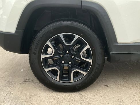 Used 2019 Jeep Compass Trailhawk AWD/4WD image 8