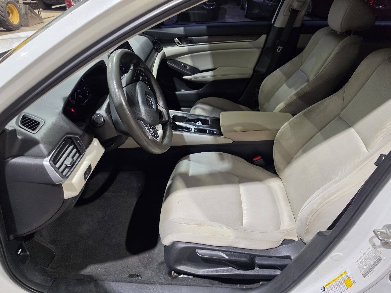 Used 2019 Honda Accord LX image 25