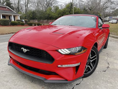 Used 2018 Ford Mustang Premium image 6