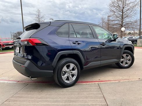 Used 2025 Toyota RAV4 XLE image 6