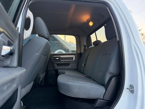 Used 2018 RAM 2500 SLT image 14